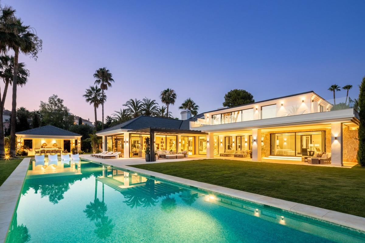 Nueva Andalucía, Marbella